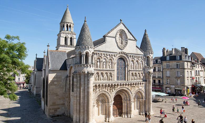 Itinerary Art History In Western France Poitiers Angers Nantes Rennes Us Media
