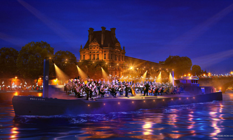 Opening ceremony, concerts on a barge by the Orchestre National de France